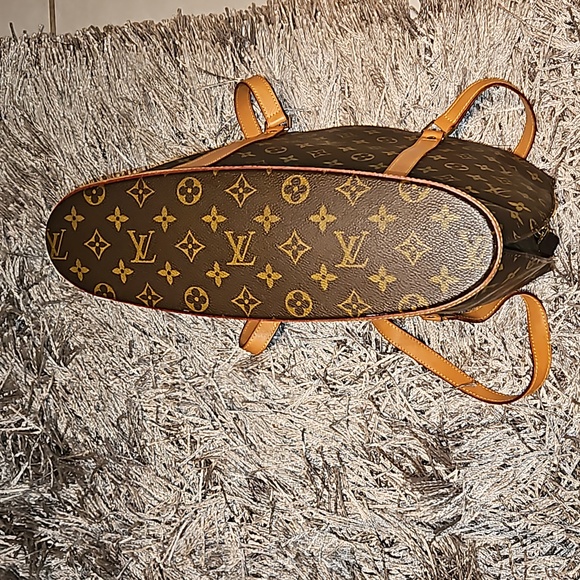 Louis Vuitton Babylone Tote - Picture 11 of 15